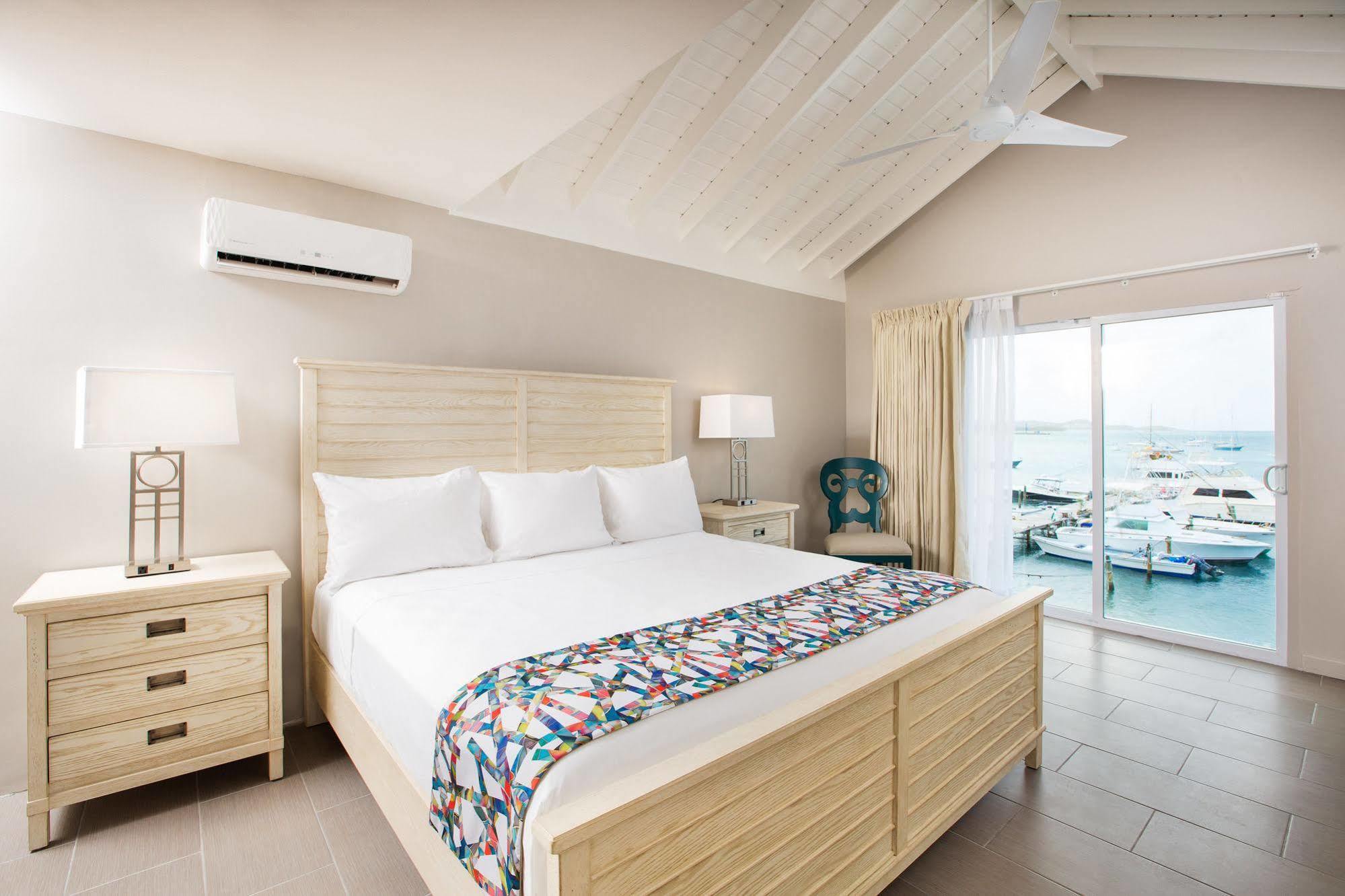 Caravelle Hotel Christiansted Exterior photo